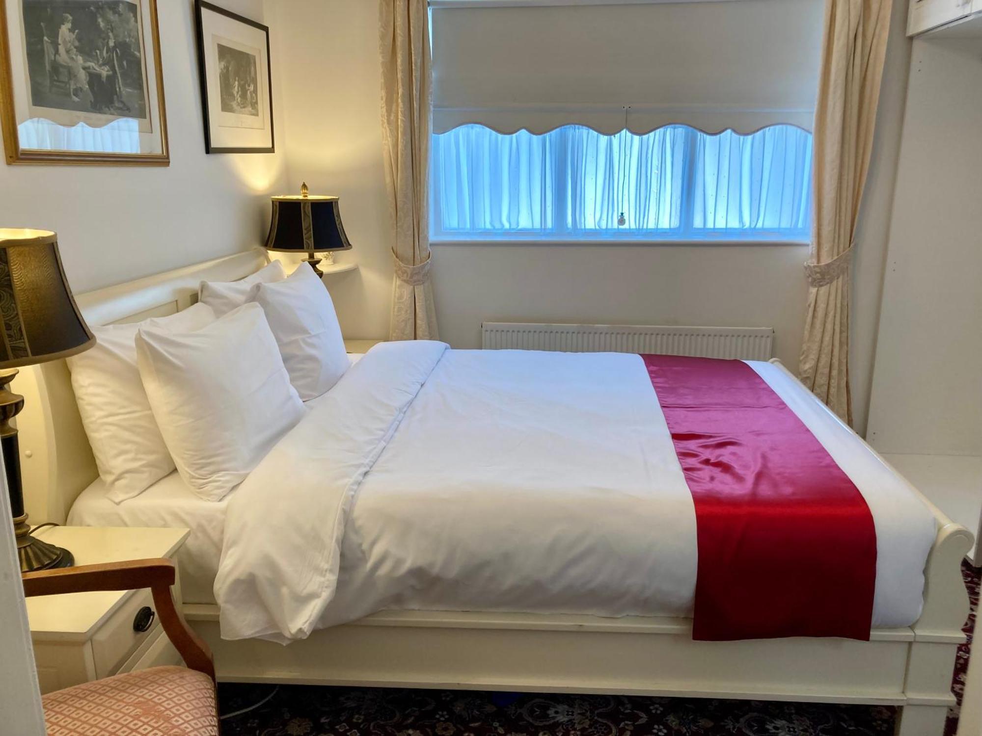 The Gallery B&B, The Glen, Kinsale ,County Cork 外观 照片